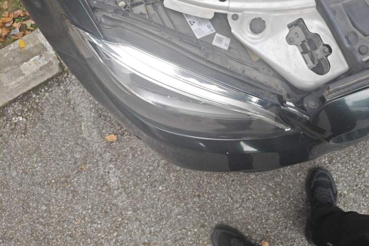 Used Mercedes-Benz C-Class 2019 C 260 Estate Right Front Headlight
