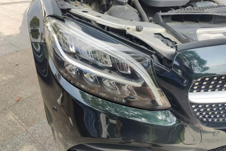 Used Mercedes-Benz C-Class 2019 Restyled C 260 L Sport Edition Right Front Headlight