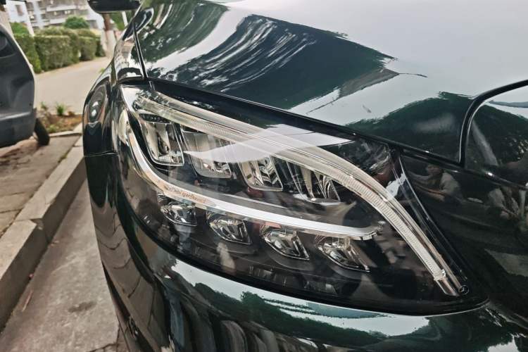 Used Mercedes-Benz C-Class 2019 C 180 L Fashion Edition Sport Version Right Front Headlight