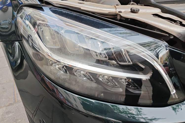 Used Mercedes-Benz C-Class 2019 C 180 L Fashion Edition Sport Version Right Front Headlight