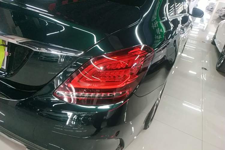Used Mercedes-Benz C-Class 2019 C 260 L Sport Edition Right Rear Taillight