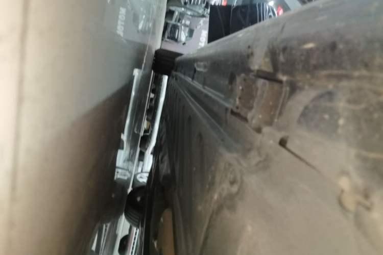 Used Mercedes-Benz C-Class 2019 Restyled C 260 L Sport Edition Right Side Sill