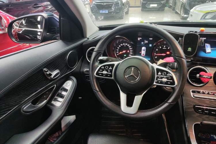 Used Mercedes-Benz C-Class 2019 C 180 L Fashion Edition Sport Version Steering Wheel