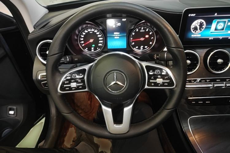 Used Mercedes-Benz C-Class 2019 C 180 L Fashion Edition Sport Version Steering Wheel