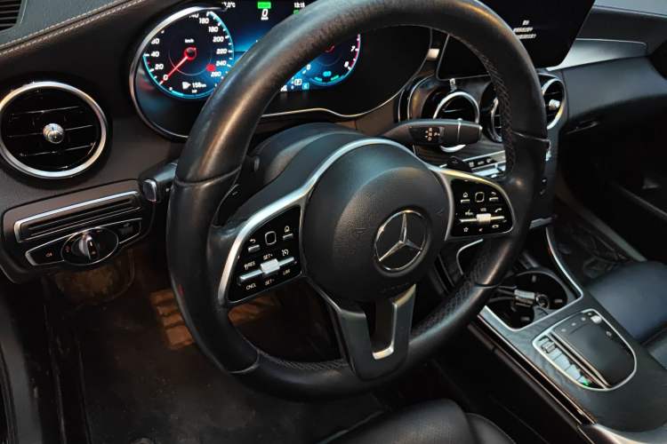 Used Mercedes-Benz C-Class 2019 Restyled C 260 L Sport Edition Steering Wheel