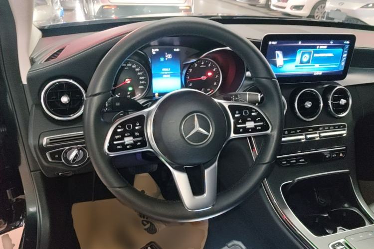 Used Mercedes-Benz C-Class 2019 C 180 L Fashion Edition Sport Version Steering Wheel
