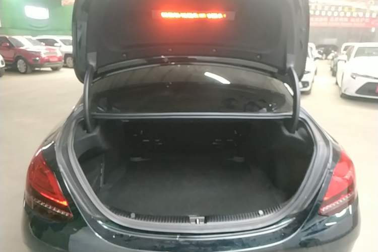 Used Mercedes-Benz C-Class 2019 Restyled C 260 L Sport Edition Trunk