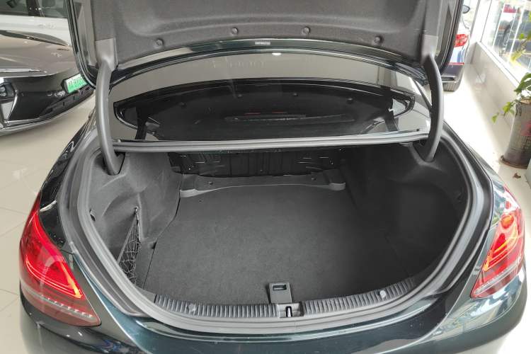 Used Mercedes-Benz C-Class 2019 C 260 Sport Edition Trunk