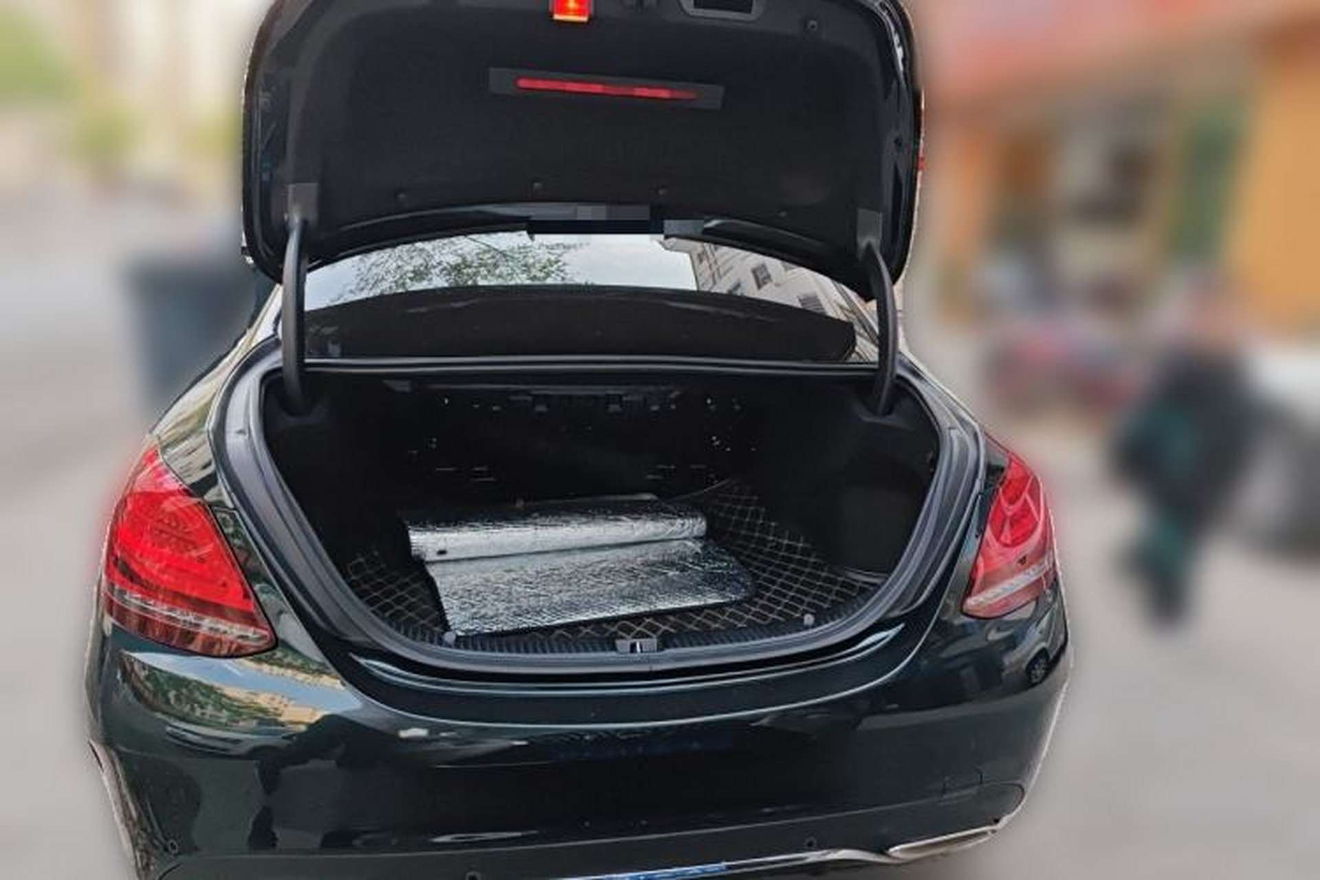 Used Mercedes-Benz C-Class 2019 C 180 L Fashion Edition Sport Version Trunk