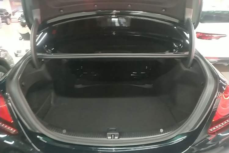 Used Mercedes-Benz C-Class 2019 C 260 L Sport Edition Trunk