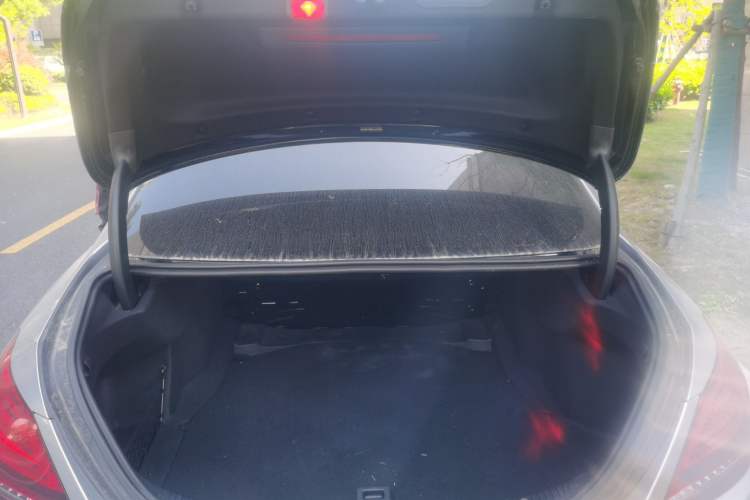 Used Mercedes-Benz C-Class 2019 C 260 Sport Edition Trunk