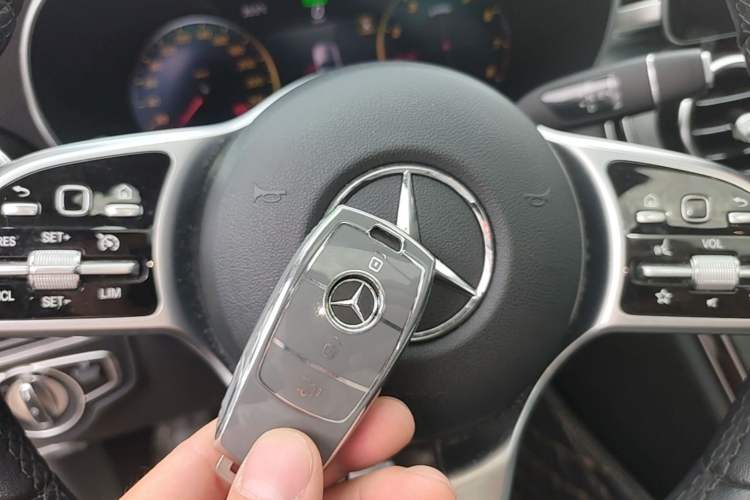 Used Mercedes-Benz C-Class 2019 Restyled C 260 L Sport Edition Vehicle Key