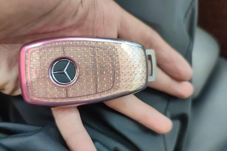 Used Mercedes-Benz C-Class 2019 Restyled C 260 L Sport Edition Vehicle Key