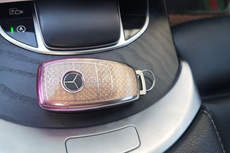 Used Mercedes-Benz C-Class 2019 Restyled C 260 L Sport Edition Vehicle Key