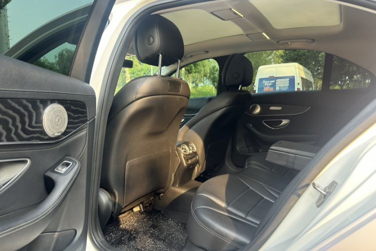 Used Mercedes-Benz C-Class 2019 C 260 L Sport Edition Interior 4