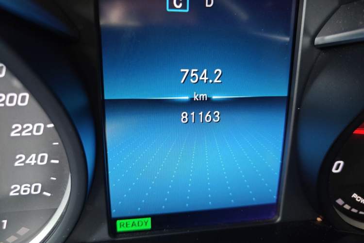 Used Mercedes-Benz C-Class 2019 C 260 Sport Edition Odometer Close Up
