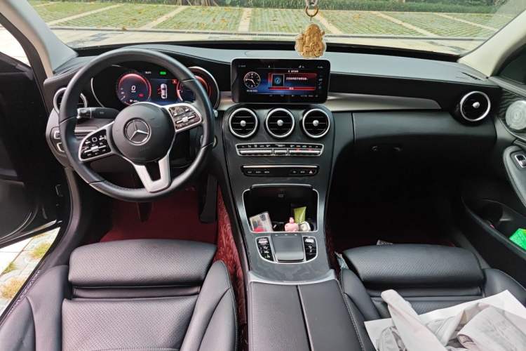Used Mercedes-Benz C-Class 2019 C 260 L Sport Edition Center Console
