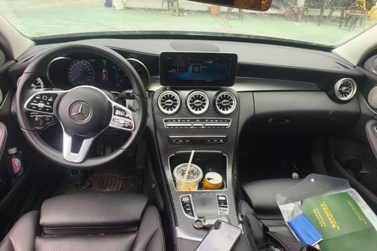 Used Mercedes-Benz C-Class 2019 Restyled C 260 L Sport Edition Center Console