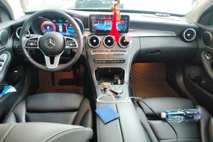 Used Mercedes-Benz C-Class 2019 Restyled C 260 L Sport Edition Center Console