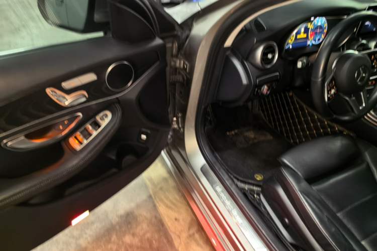 Used Mercedes-Benz C-Class 2019 C 260 Estate Driver Seat