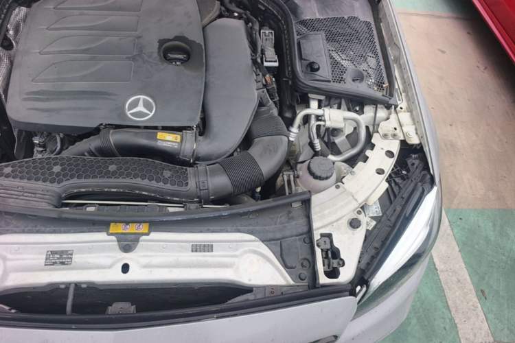 Used Mercedes-Benz C-Class 2019 Restyled C 260 L Sport Edition Engine Bay Left