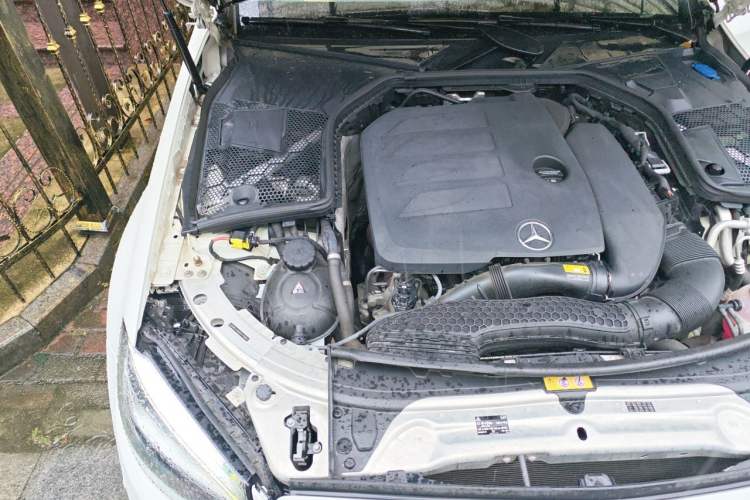 Used Mercedes-Benz C-Class 2019 C 260 L Sport Edition Engine Bay Right