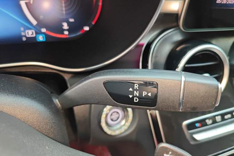 Used Mercedes-Benz C-Class 2019 C 260 L Sport Edition Gear Lever