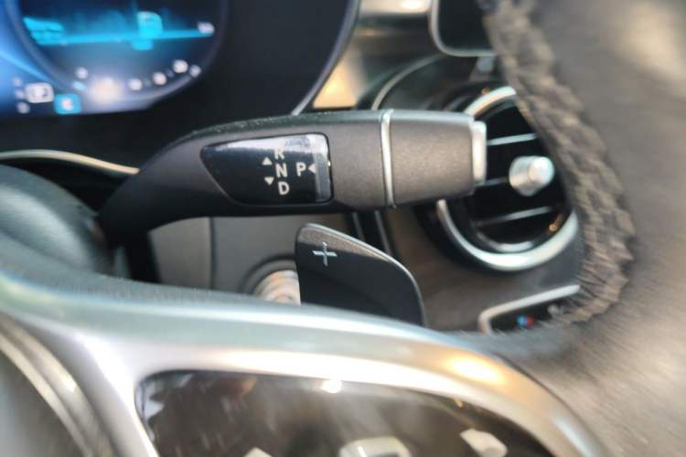 Used Mercedes-Benz C-Class 2019 Restyled C 260 L Sport Edition Gear Lever