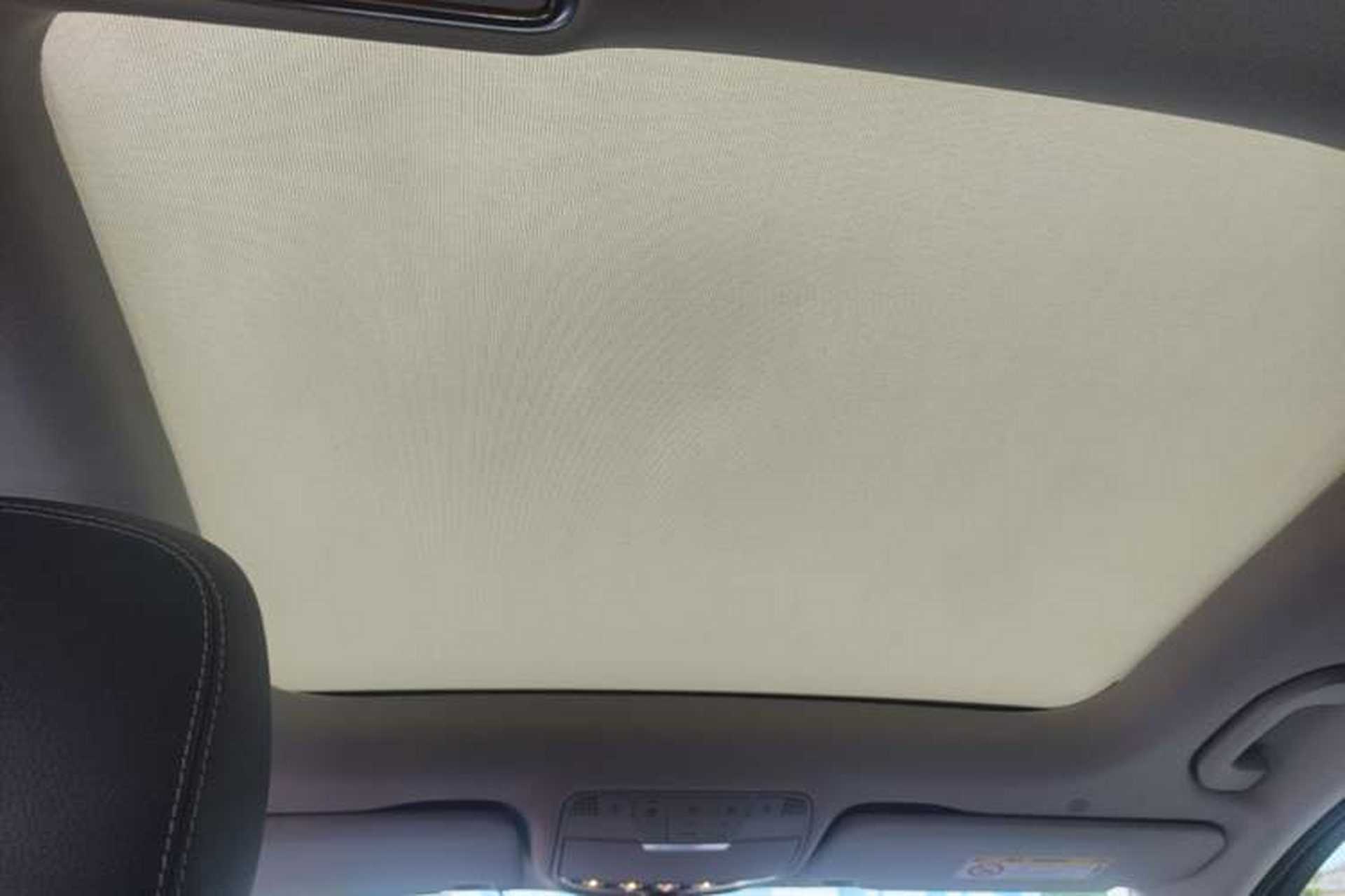 Used Mercedes-Benz C-Class 2019 Restyled C 260 L Sport Edition Headliner