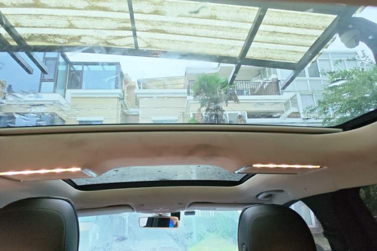 Used Mercedes-Benz C-Class 2019 C 260 L Sport Edition Headliner