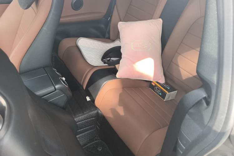 Used Mercedes-Benz C-Class 2019 C 260 Coupe Left Rear Seat