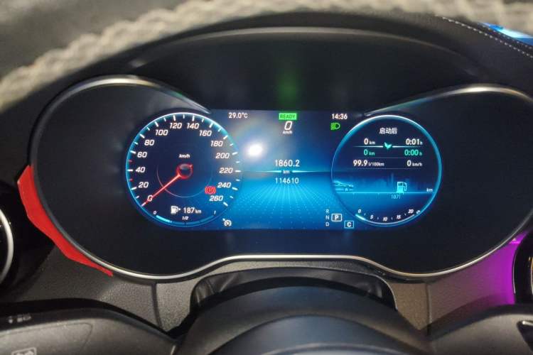 Used Mercedes-Benz C-Class 2019 C 260 L Sport Edition Odometer Close Up