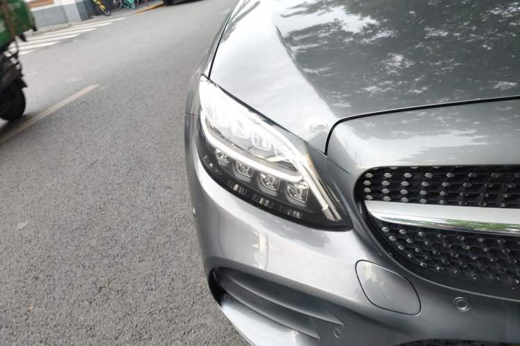 Used Mercedes-Benz C-Class 2019 Restyled C 260 L Sport Edition Right Front Headlight