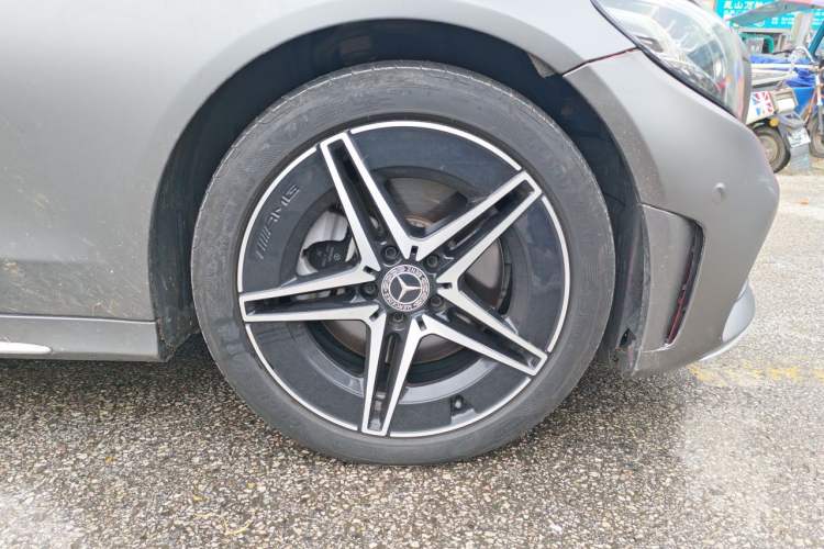 Used Mercedes-Benz C-Class 2019 C 260 L Sport Edition Right Front Wheel Hub