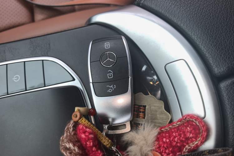 Used Mercedes-Benz C-Class 2019 C 260 Coupe Vehicle Key
