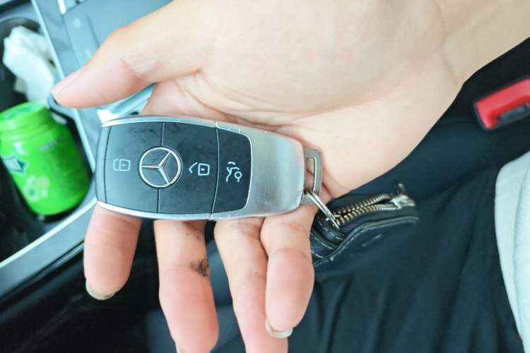 Used Mercedes-Benz C-Class 2019 C 260 L Sport Edition Vehicle Key