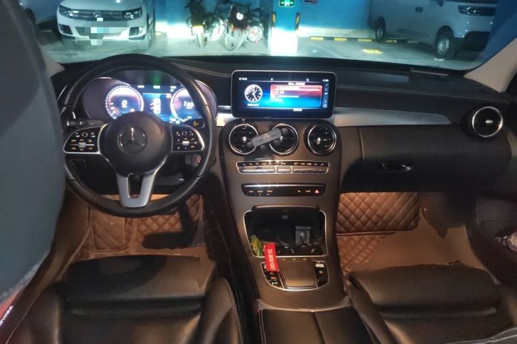 Used Mercedes-Benz C-Class 2019 Restyled C 260 L Sport Edition Center Console