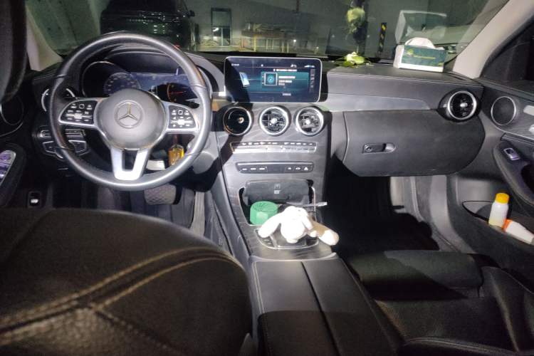 Used Mercedes-Benz C-Class 2019 Restyled C 260 L Sport Edition Center Console