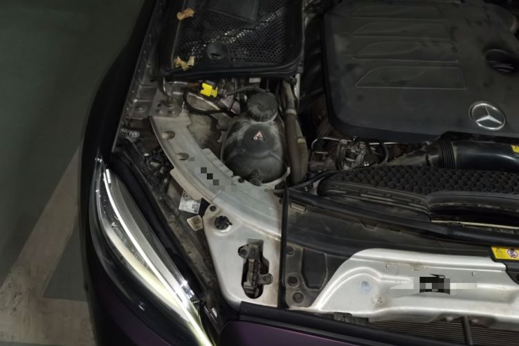 Used Mercedes-Benz C-Class 2019 C 260 Sport Edition Engine Bay Right