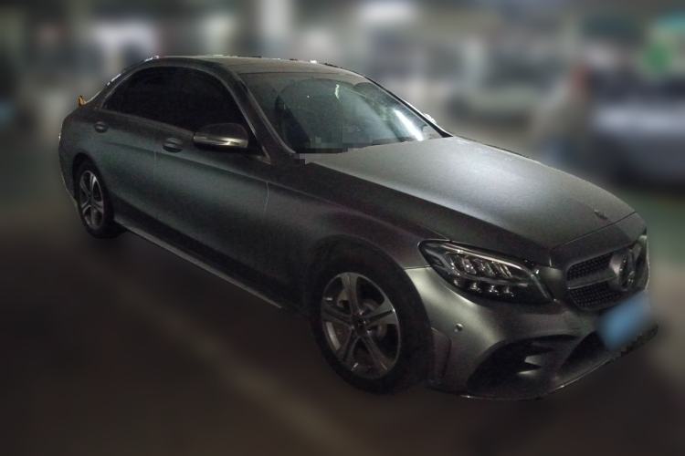 Used Mercedes-Benz C-Class 2019 C 260 L Front Right 45 Deg