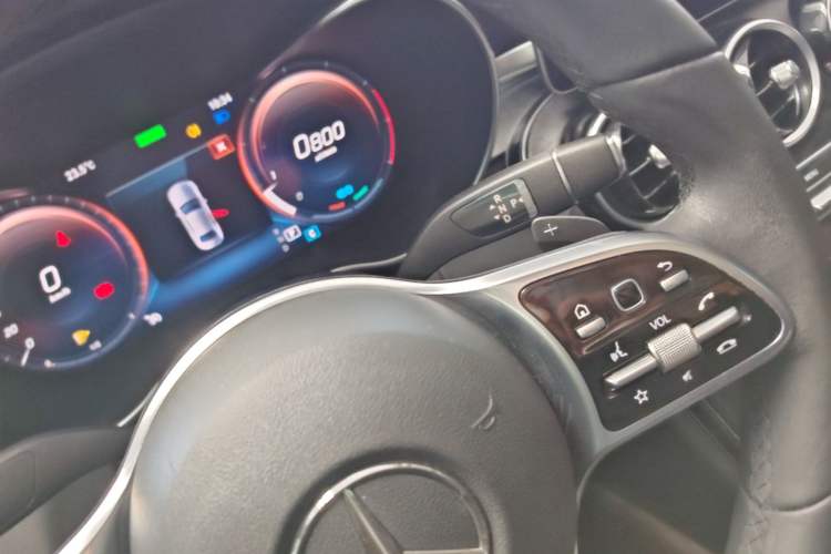Used Mercedes-Benz C-Class 2019 Restyled C 260 L Sport Edition Gear Lever