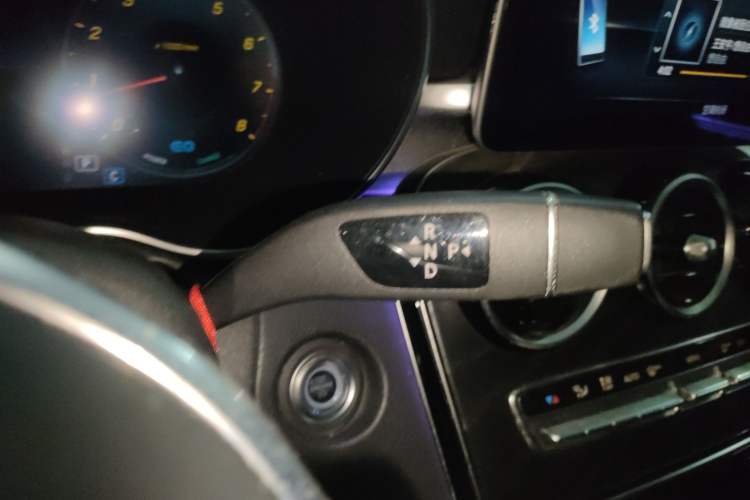 Used Mercedes-Benz C-Class 2019 Restyled C 260 L Sport Edition Gear Lever