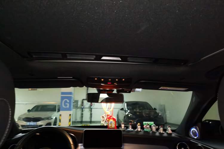 Used Mercedes-Benz C-Class 2019 C 260 Sport Edition Headliner