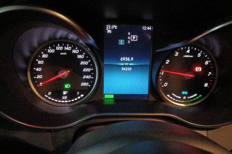Used Mercedes-Benz C-Class 2019 C 260 L Instrument Cluster