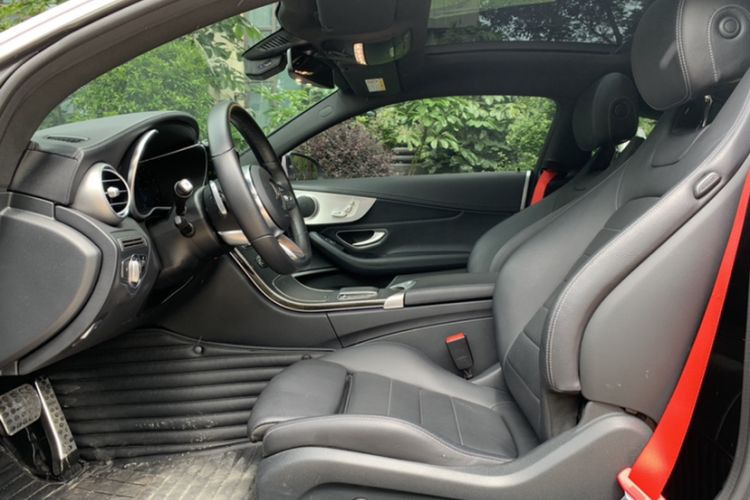 Used Mercedes-Benz C-Class 2019 C 260 Coupe Interior 2