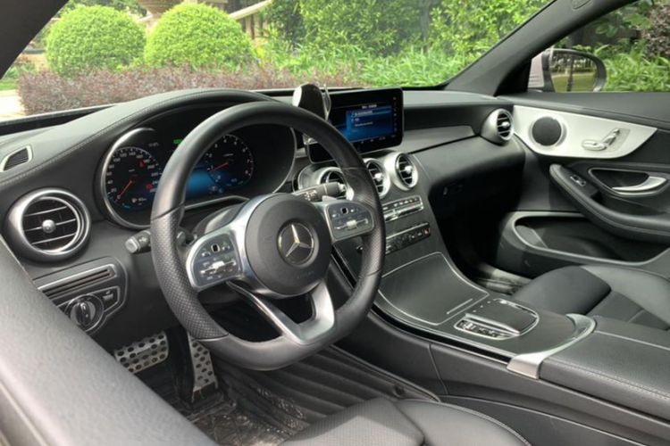 Used Mercedes-Benz C-Class 2019 C 260 Coupe Interior 3