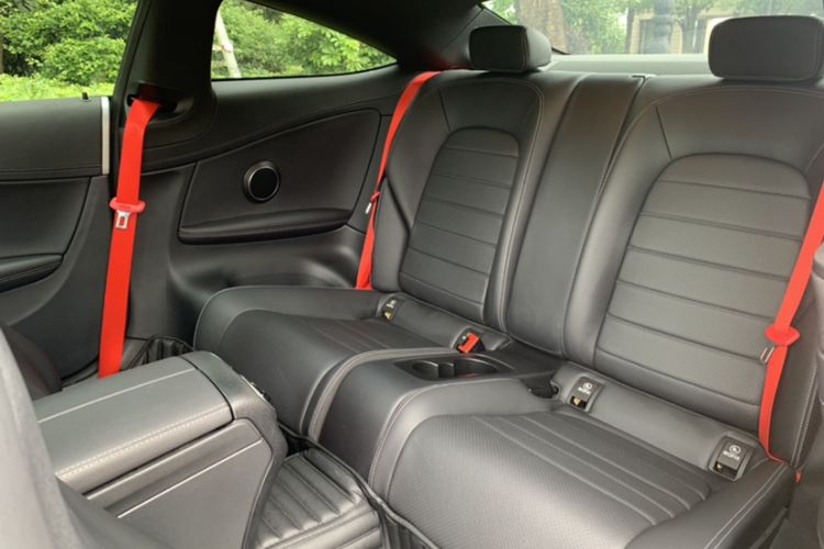 Used Mercedes-Benz C-Class 2019 C 260 Coupe Interior 4