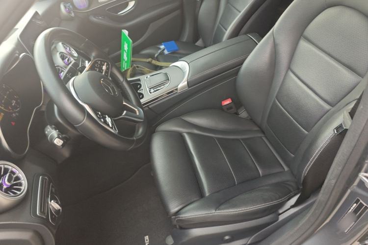 Used Mercedes-Benz C-Class 2019 C 260 4MATIC Estate Left Front Seat