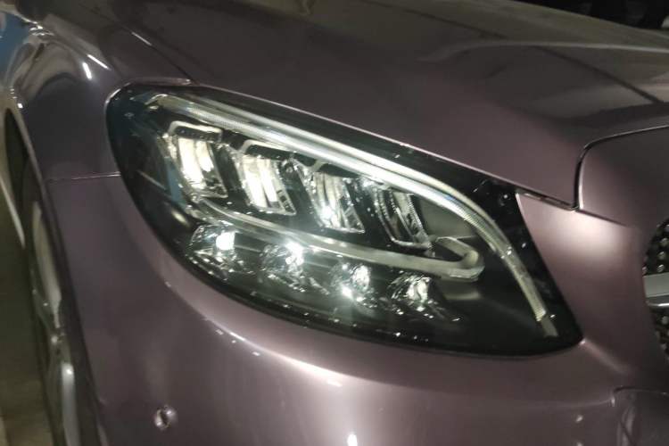 Used Mercedes-Benz C-Class 2019 Restyled C 260 L Sport Edition Right Front Headlight
