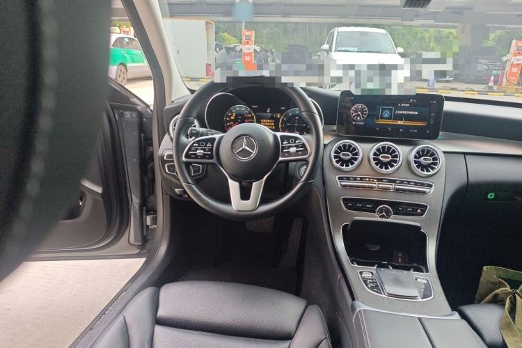 Used Mercedes-Benz C-Class 2019 C 260 4MATIC Estate Steering Wheel